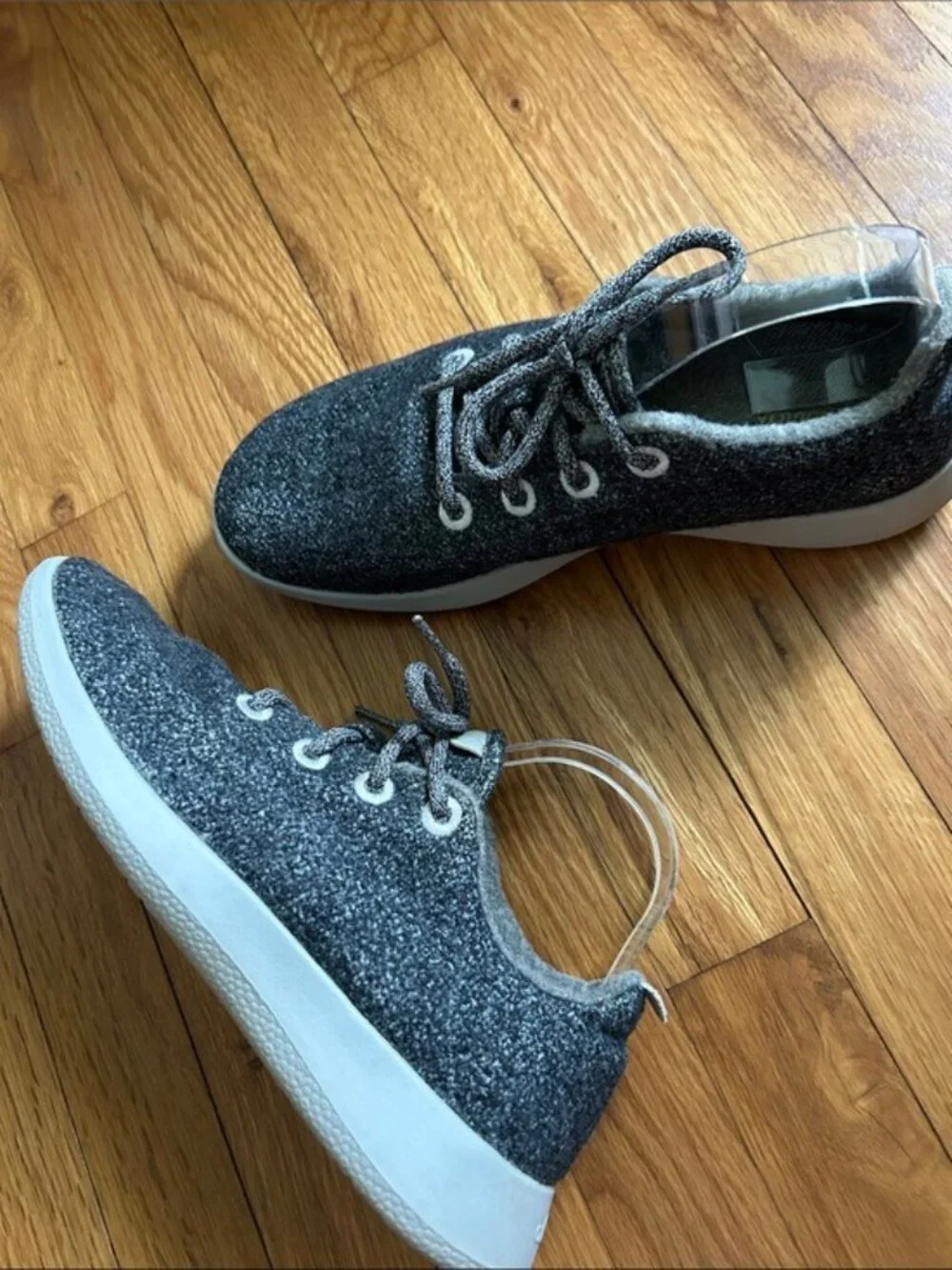 Allbirds Wool Runners Gray Sneakers Women’s Size 11 Cozy Minimalist Comfort